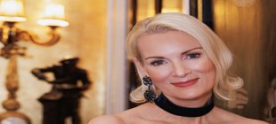 Musikabend mit Opern,- Operetten,- und Musicalliedern Porträt der Sängern Friederike Krum