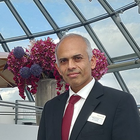 Rajesh Jagga, Serviceleiter Rajesh Jagga, Serviceleiter