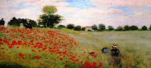 Claude Monet : Impressionistisches Gemälde einer Blumenwiese mit roten Mohnblumen, zwei Personen im Vordergrund und einer weiten Landschaft unter hellem Himmel.