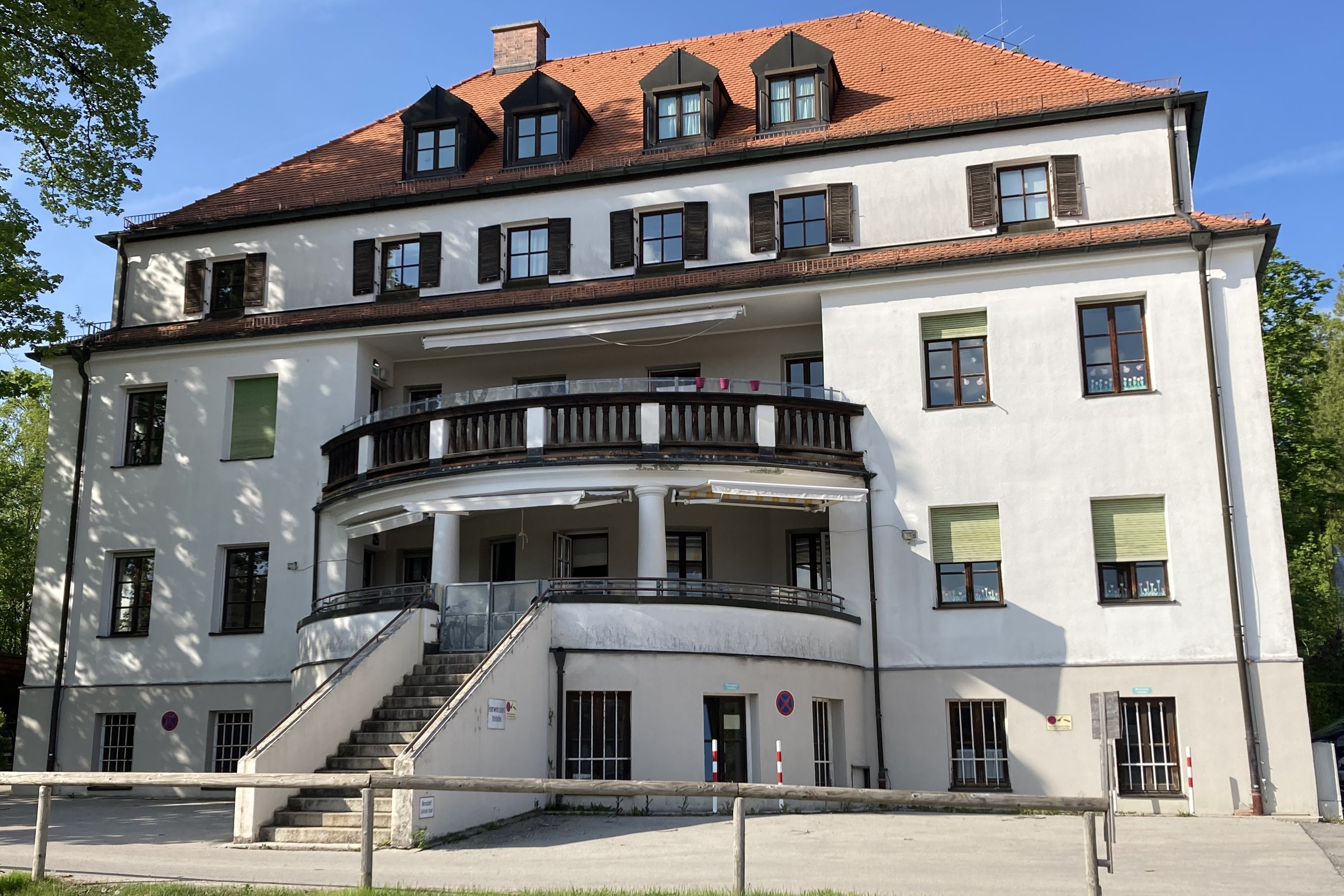 Augustinum Tagesstätte Bairawieser Straße Das Gebäude der Augustinum Tagesstätte Bairawieser Straße