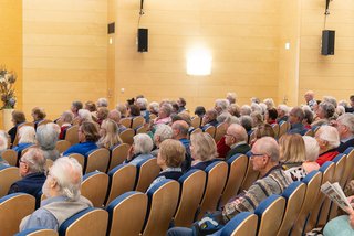 Gesunde Gefäße – gesundes HERZ. Den Herzinfarkt vermeiden Gesunde Gefäße – gesundes HERZ. Den Herzinfarkt vermeiden