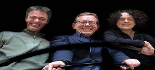 Zwei Männer und eine Frau