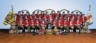 Gruppenbild der Münchner Schäffler Gruppenbild der Münchner Schäffler