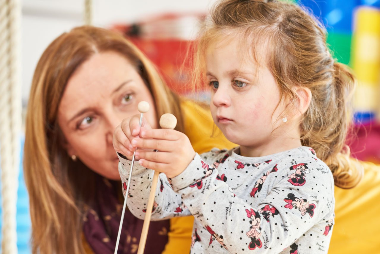 Frühförderung in Einzelbetreuung und in der Gruppe Frühförderung in Einzelbetreuung und in der Gruppe