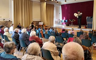 Zauberhafte Magie im Augustinum Zauberhafte Magie im Augustinum