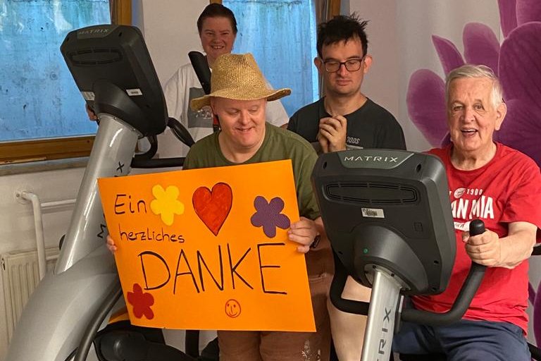 Dankeschön für die Spende an den FC-Bayern-Hilfe e.V.