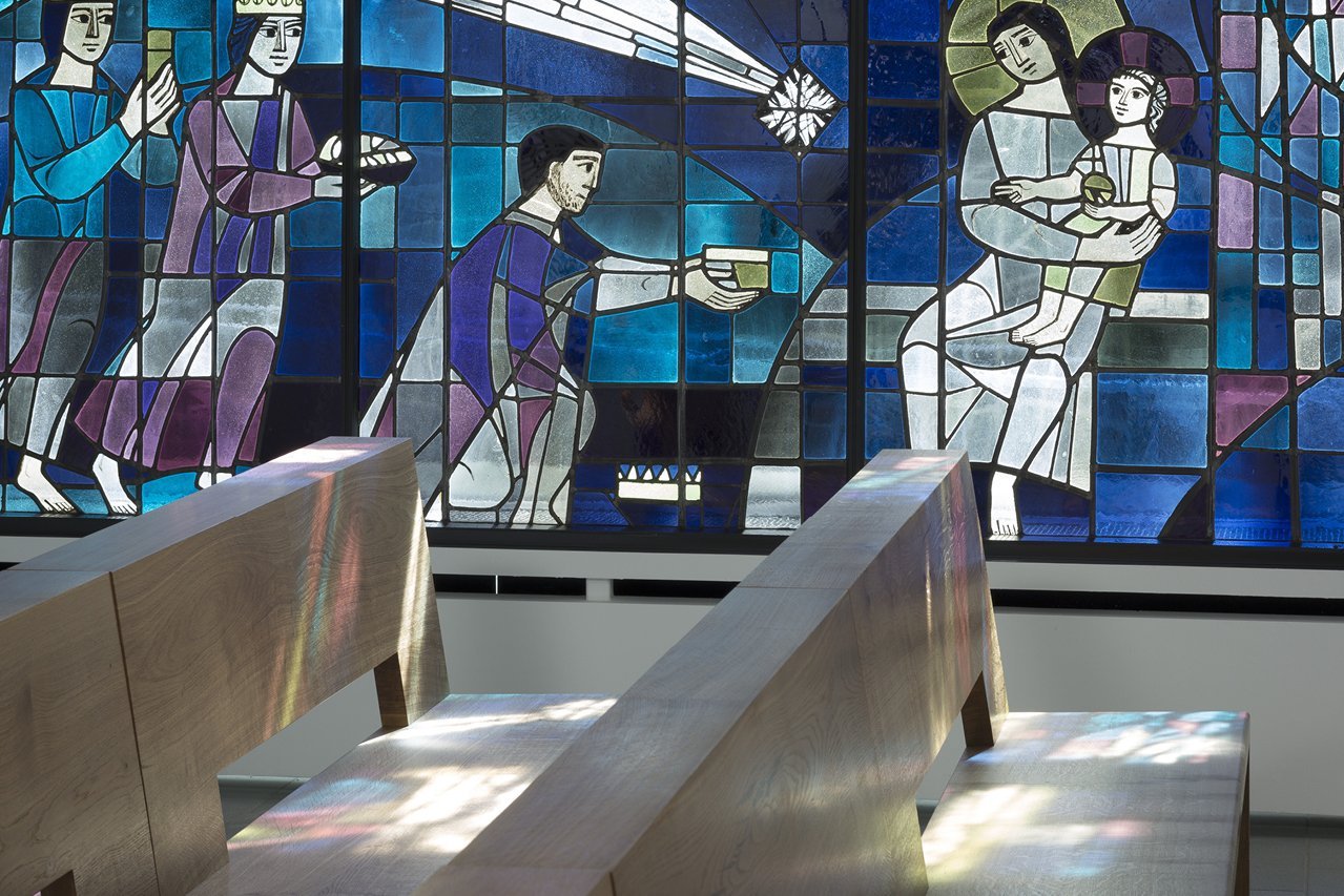 Seelsorge Innenaufnahme aus der Simeonskirche im Augustinum München-Neufriedenheim