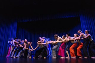 Tanzproduktion „Räume. Zeit. Stimmen.“ Tanzproduktion „Räume. Zeit. Stimmen.“