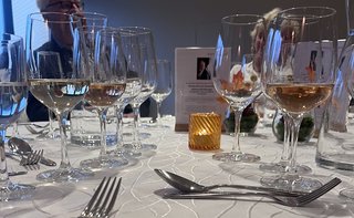 In sieben Weinen durch Europa In sieben Weinen durch Europa