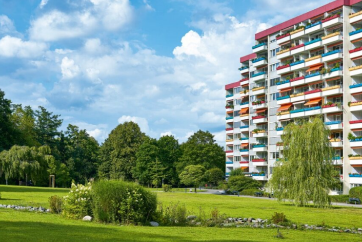 Augustinum Seniorenresidenz Dortmund Die Seniorenresidenz des Augustinum Dortmund umgeben von einem Park