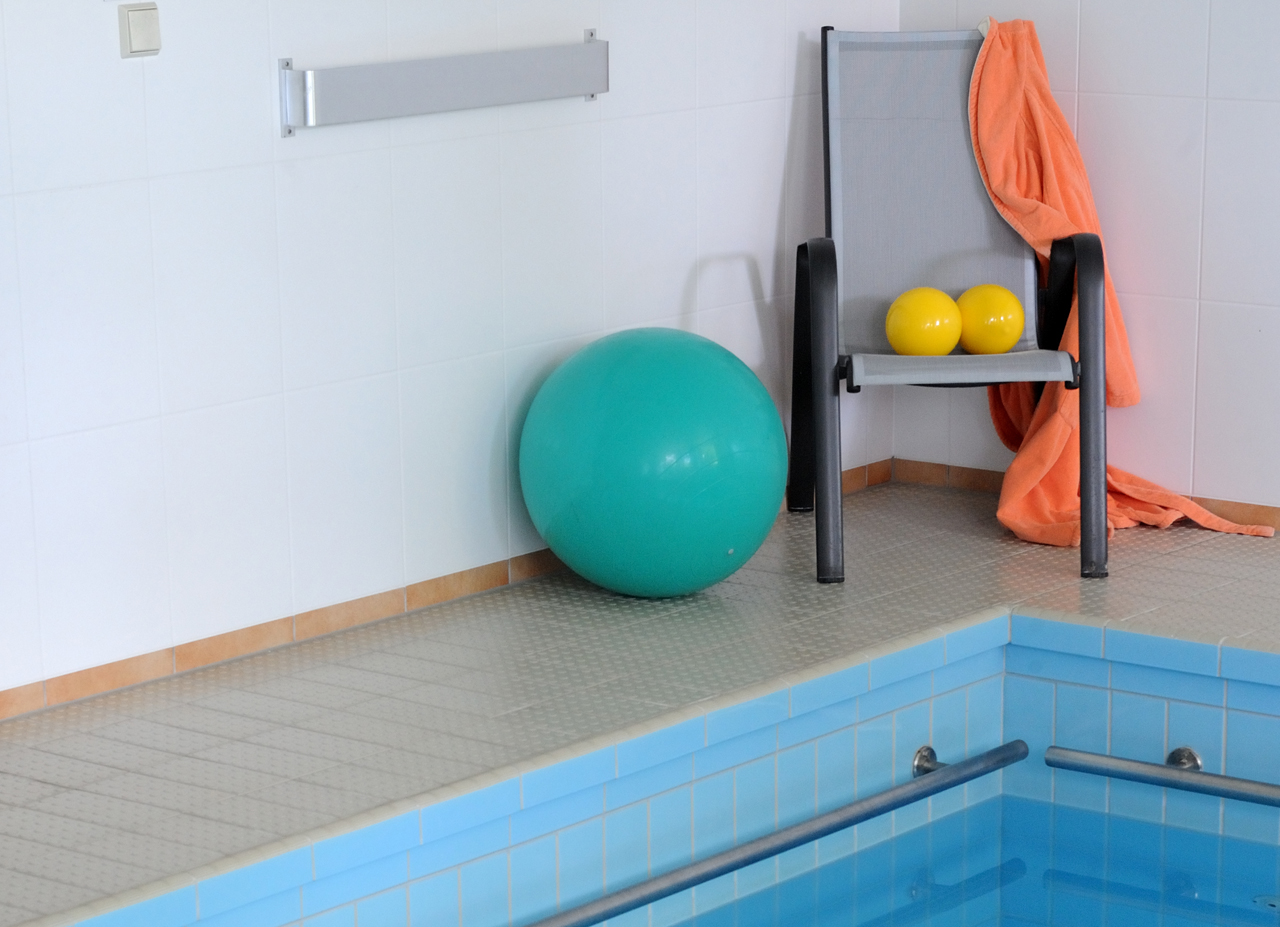 Schwimmen und Wassergymnastik Schwimmen und Wassergymnastik