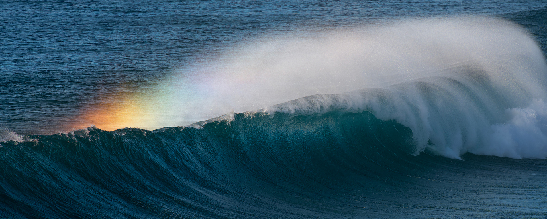 Augustinum Seelsorge Slider 11 Eine große Welle im offenen Meer