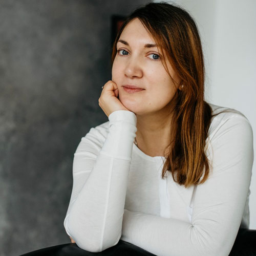 Vera Muhl Vera Muhl, Mitarbeiterin im Sozialdienst der Augustinum Werkstätten