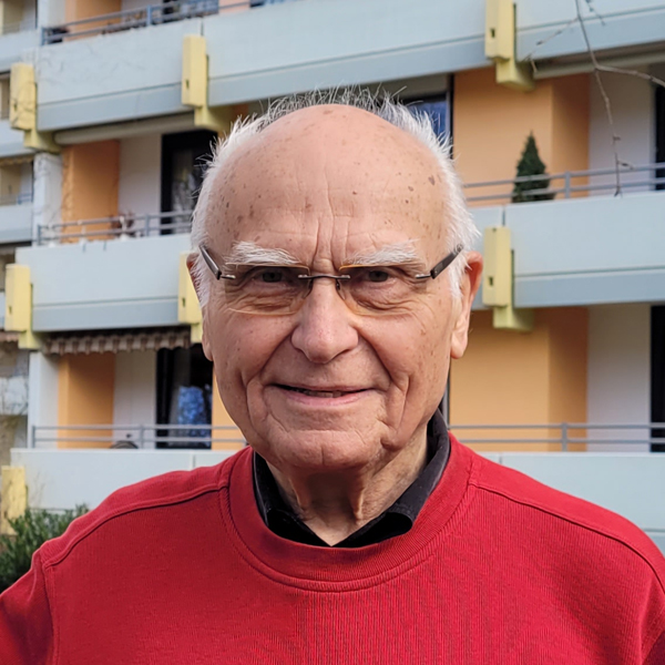 Augustinum Seniorenresidenz Braunschweig Siegfried Weidlich Porträtaufnahme des Bewohners Siegfried Weidlich