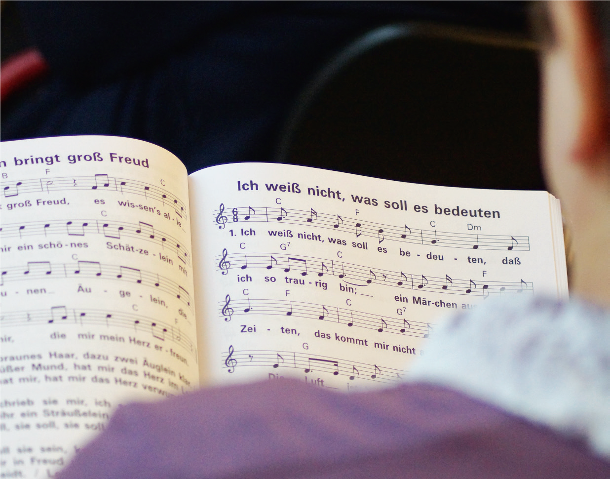 Augustinum Chor Ein aufgeschlagenes Notenheft