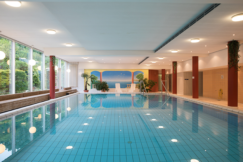 Schwimmbad, Sauna und Fitnessraum haben Sie im Augustinum Kleinmachnow im Haus. Schwimmbad, Sauna und Fitnessraum haben Sie im Augustinum Kleinmachnow im Haus.