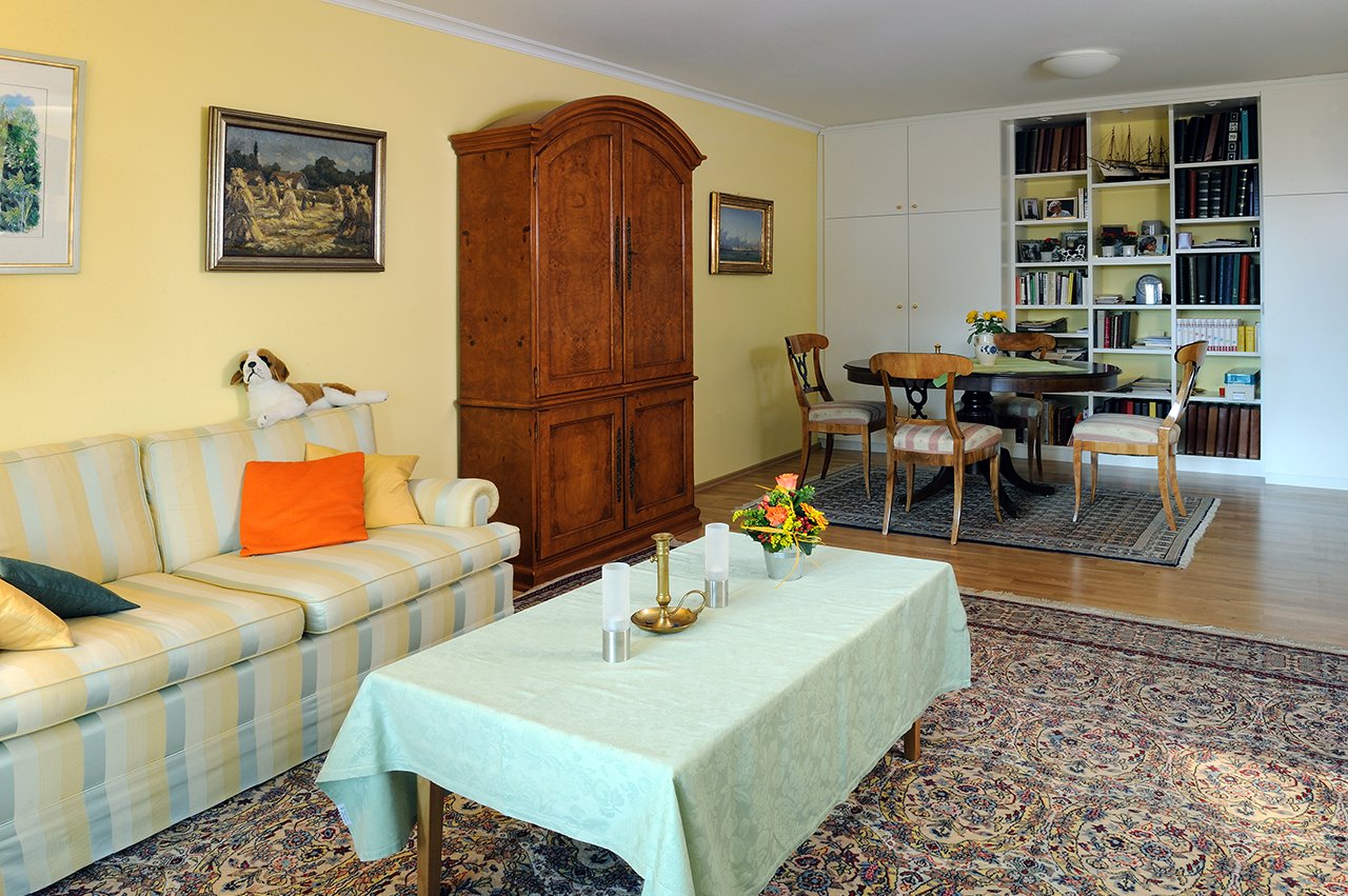 Die Wohnungen in der Augustinum Seniorenresidenz Dießen am Ammersee sind genauso individuell wie ihre Bewohner. Die Wohnungen in der Augustinum Seniorenresidenz Dießen am Ammersee sind genauso individuell wie ihre Bewohner.