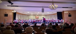 Das Orchester auf der Bühne