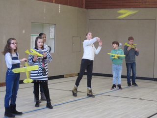 Augustinum Spenden Erfolge Slider 7 Flugzeugbau Workshop durch Spenden realisiert.