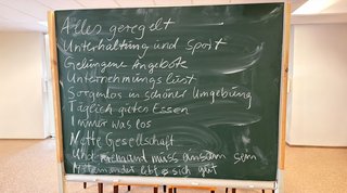 Alles geregelt, miteinander lebt es sich gut Alles geregelt, miteinander lebt es sich gut