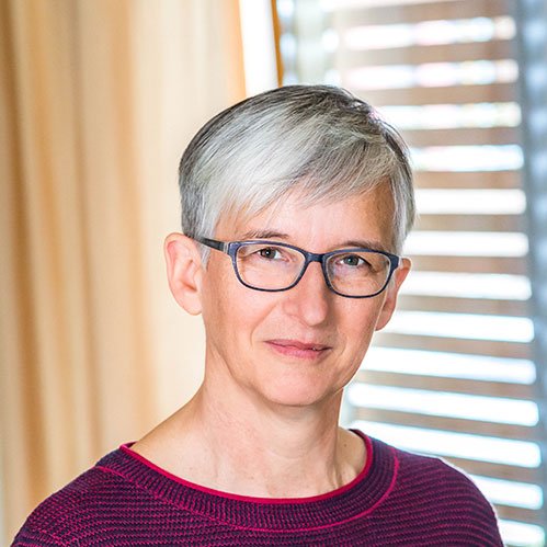 Martina Niesel, Kulturreferentin im Augustinum Roth Martina Niesel, Kulturreferentin im Augustinum Roth