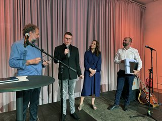 Jakob Ujvari gewinnt den Publikumspreis des euward9 Jakob Ujvari gewinnt den Publikumspreis des euward9