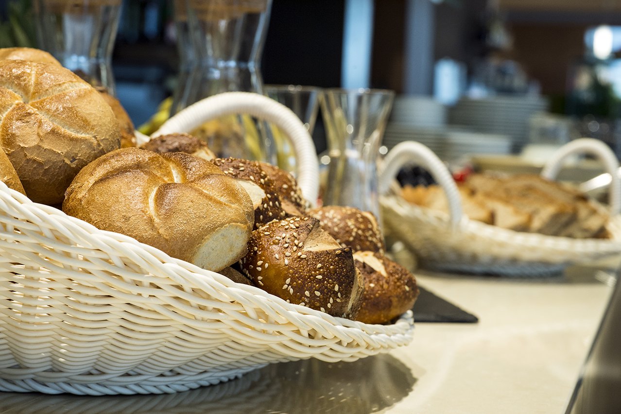 Ein reichhaltiges Frühstück ist ein idealer Start in den Tag. Ein reichhaltiges Frühstück ist ein idealer Start in den Tag.