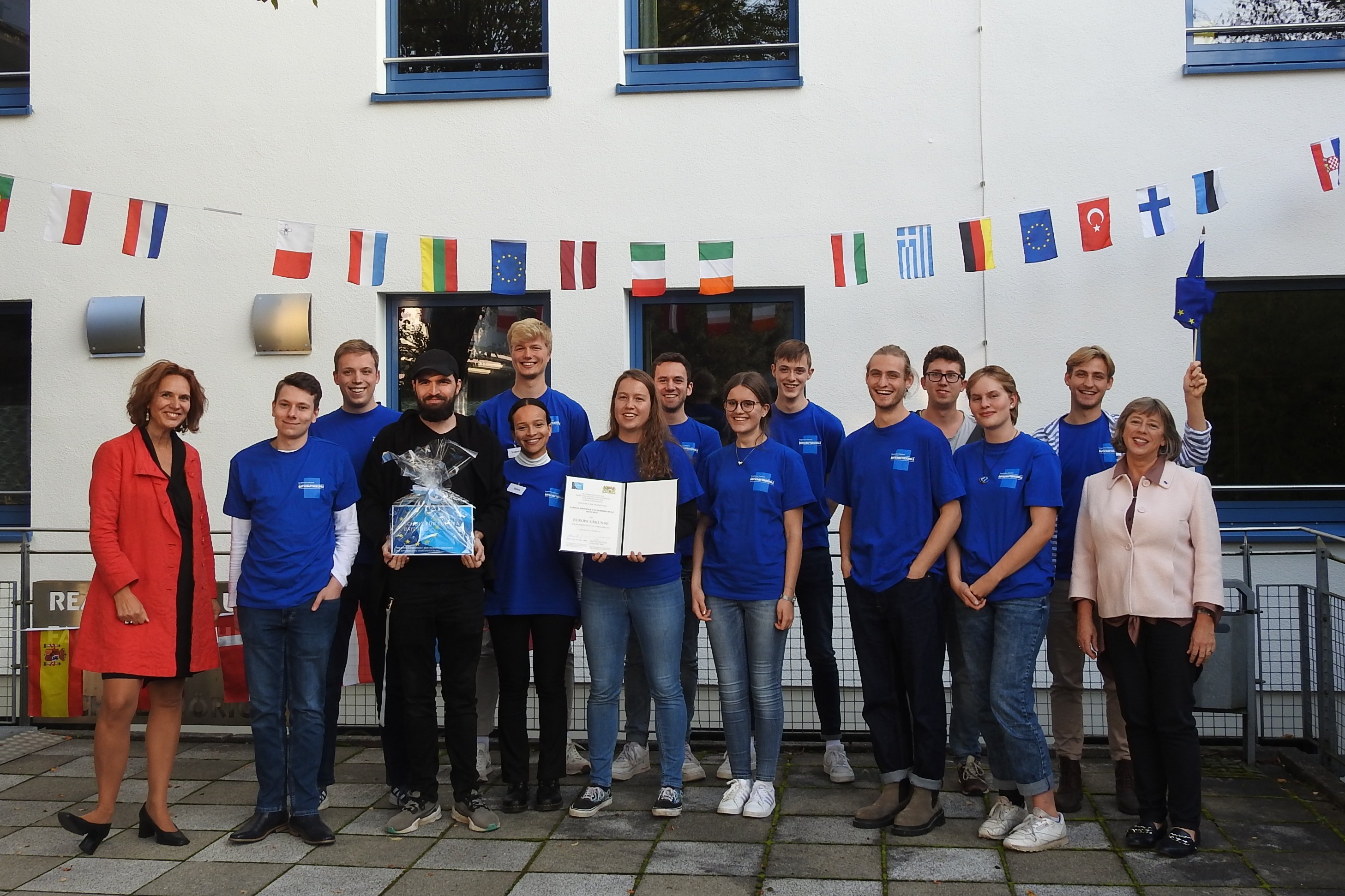 Juniorbotschafter*innen Bild der Juniorbotschafter*innen der Samuel-Heinicke-Fachoberschule