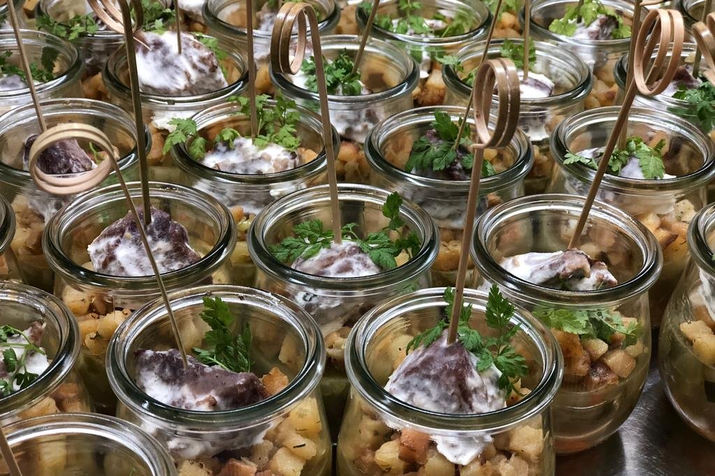 … dann gibt es auch einmal etwas Ausgefallenes. … dann gibt es auch einmal etwas Ausgefallenes.