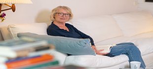 Meike Winnemuth auf Sofa Meike Winnemuth auf Sofa