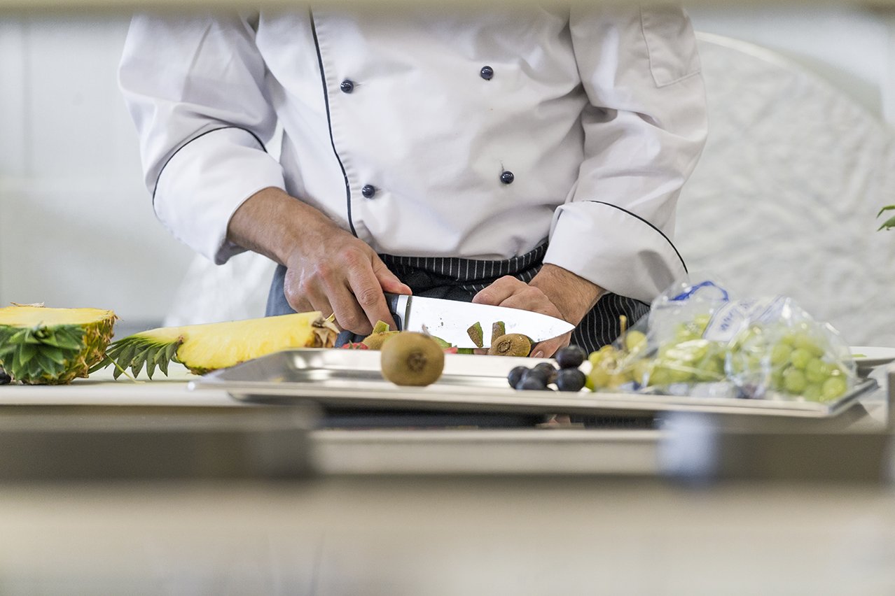 Mit ausgesuchten Zutaten wird hier täglich frisch gekocht. Mit ausgesuchten Zutaten wird hier täglich frisch gekocht.