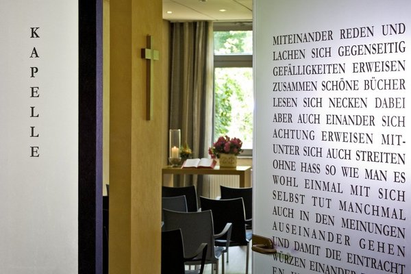 Andachten und Gottesdienste Andachten und Gottesdienste