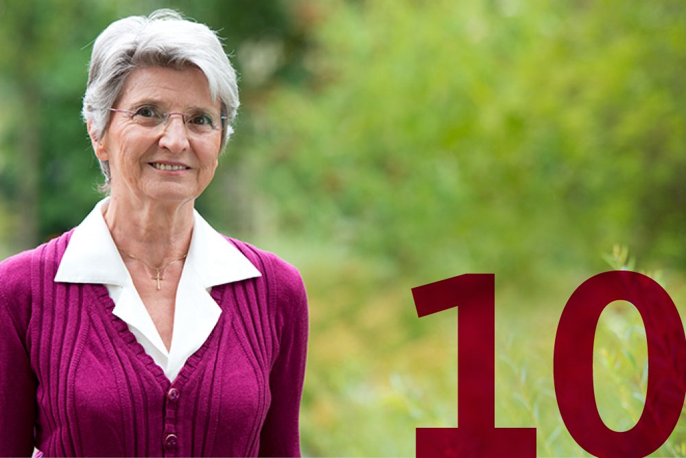 In den Augustinum Seniorenresidenzen finden Sie fast alles, was Sie täglich brauchen Porträtaufnahme einer Seniorin