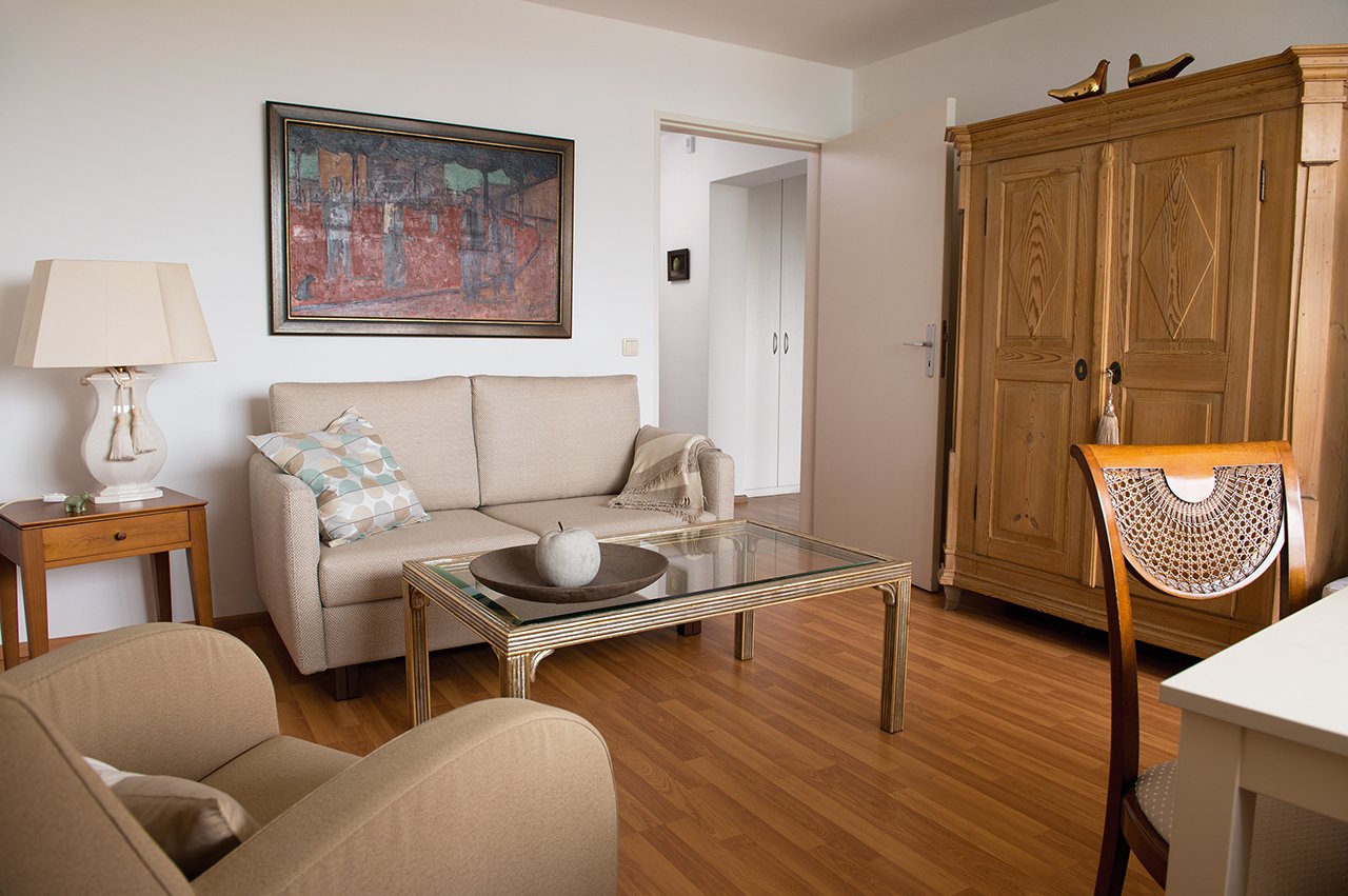 In allen Wohnungen liegt hochwertiger Teppichboden oder Parkett. Individuelle Wünsche sind möglich. In allen Wohnungen liegt hochwertiger Teppichboden oder Parkett. Individuelle Wünsche sind möglich.