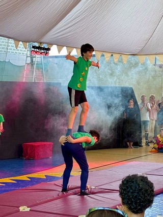Manege frei Manege frei