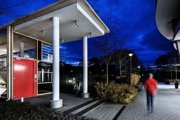 Eingang zur Herzklinik des LMU Klinikums Eingang zur Herzklinik des LMU Klinikums bei Nacht