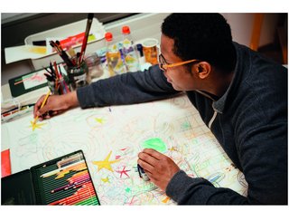 Künstler*innen stellen im Münchner Künstlerhaus am Lenbachplatz aus Künstler*innen stellen im Münchner Künstlerhaus am Lenbachplatz aus