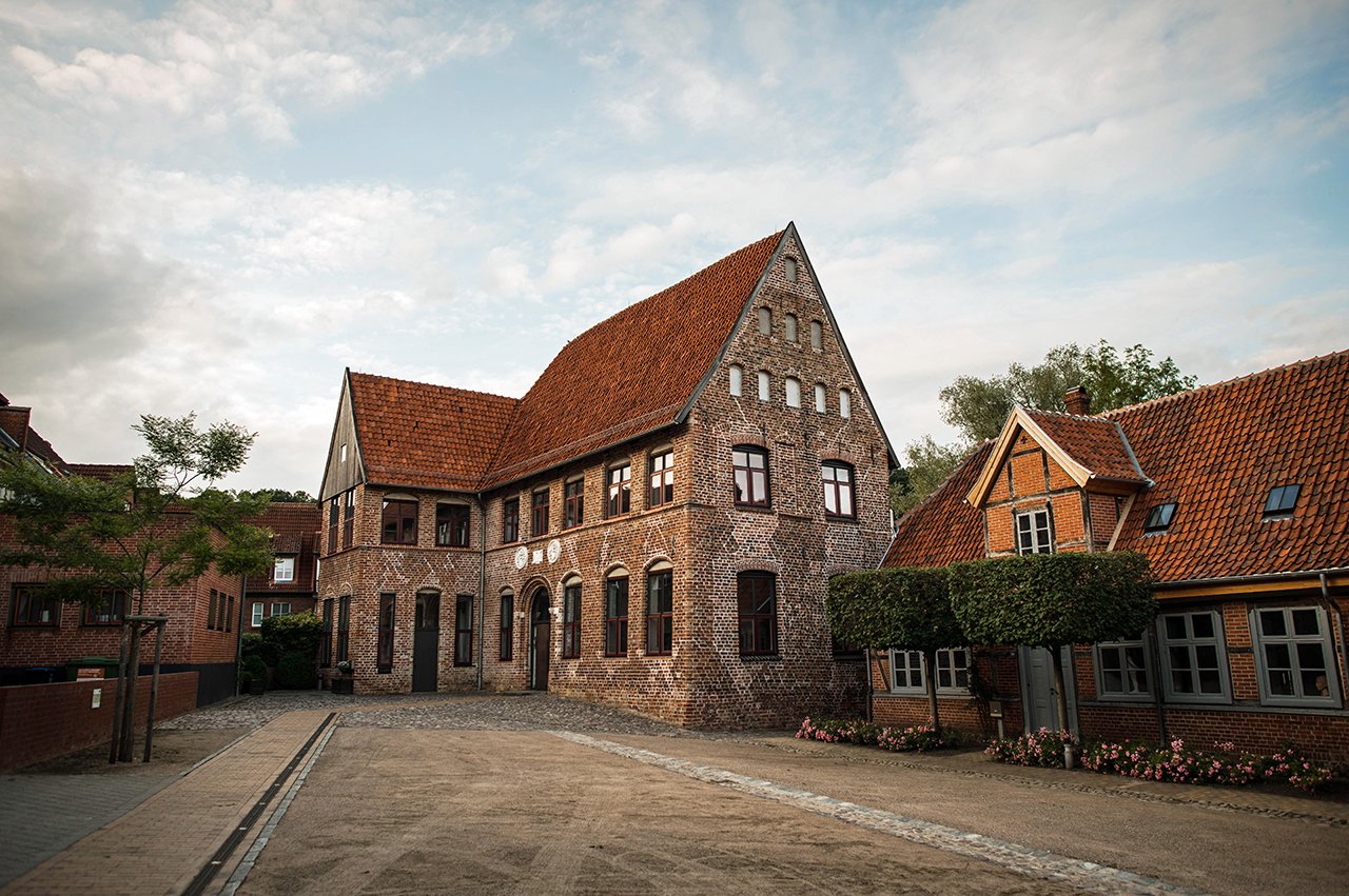 Die mittelalterliche Altstadt von Mölln gehört zu den schönsten in ganz Norddeutschland. Die mittelalterliche Altstadt von Mölln gehört zu den schönsten in ganz Norddeutschland.