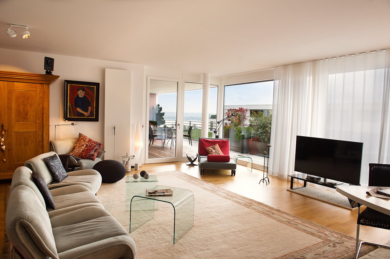 Ihr Appartement können Sie sich ganz individuell einrichten. Ihre Lieblingsmöbel und Erinnerungsstücke können Sie natürlich mitbringen. Ihr Appartement können Sie sich ganz individuell einrichten. Ihre Lieblingsmöbel und Erinnerungsstücke können Sie natürlich mitbringen.