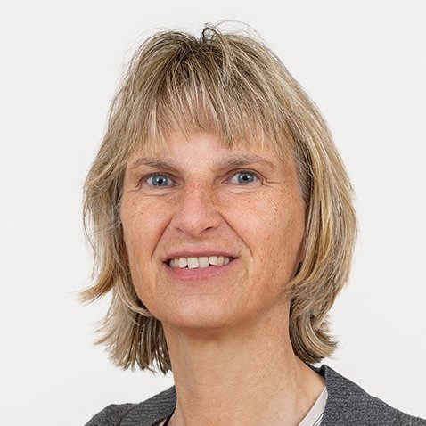 Doris Angerer, Ansprechpartnerin Porträtaufnahme von Doris Angerer, Ansprechpartnerin